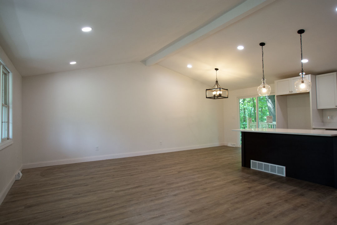 11930 Clark Rd living room