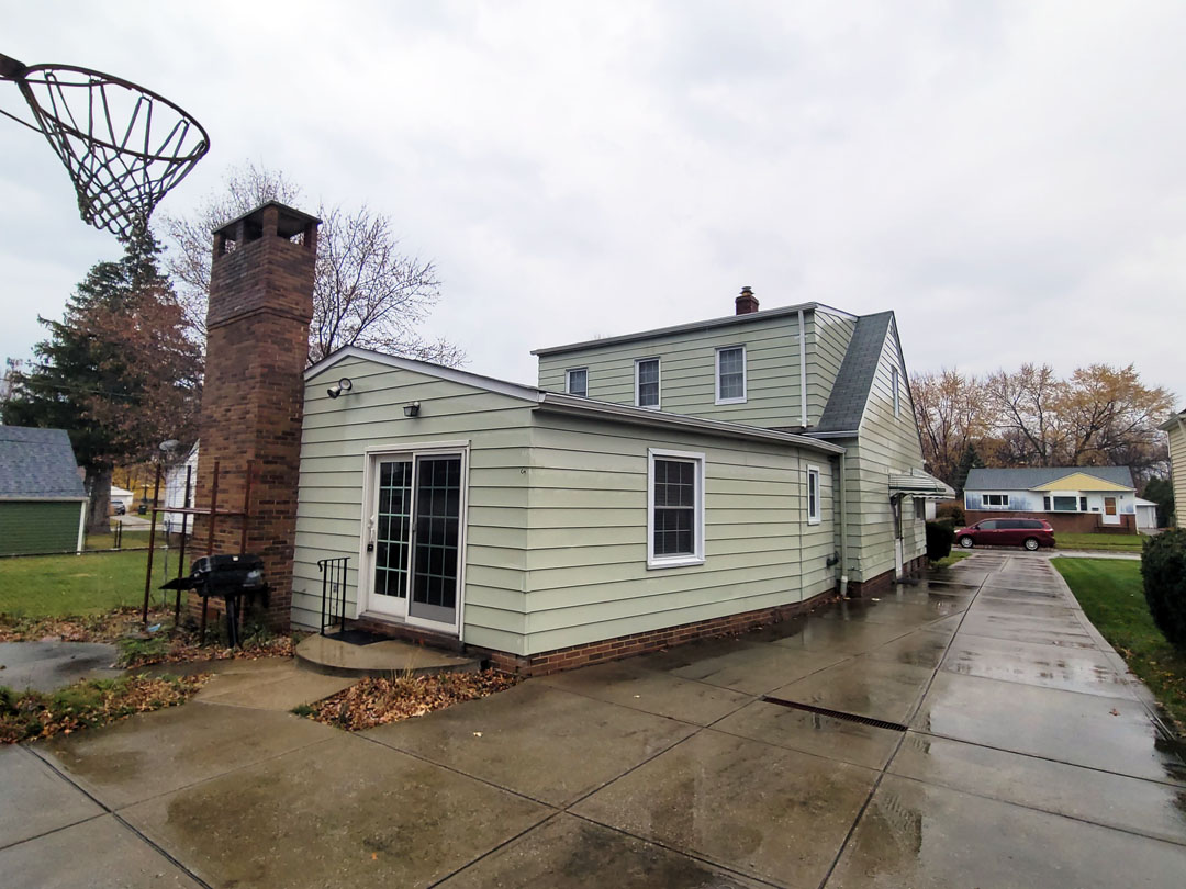 412 E 314th St rear