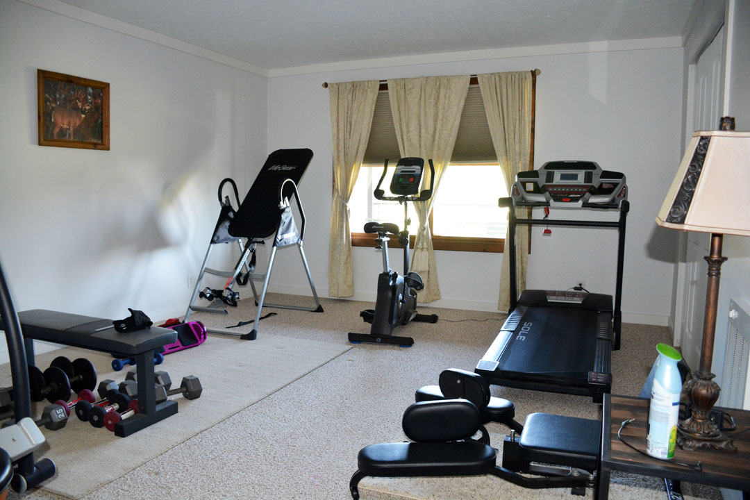 5689 Loveland Rd house