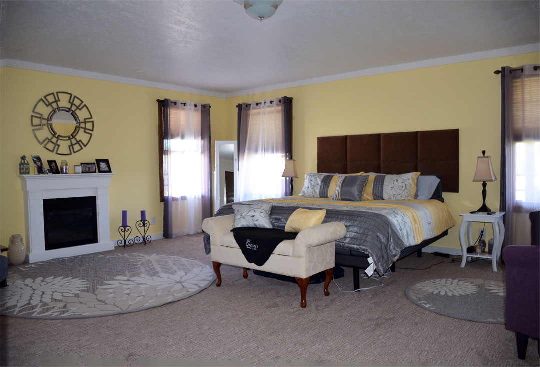 5689 Loveland Rd house
