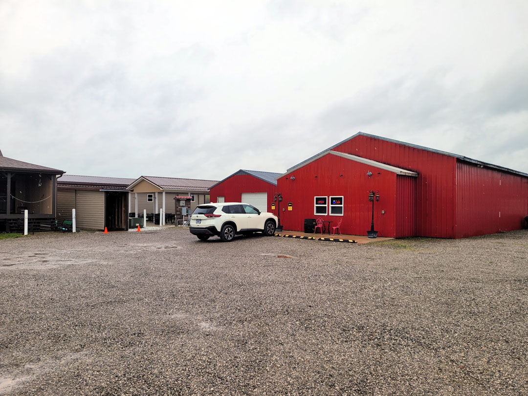 5689 Loveland Rd warehouse