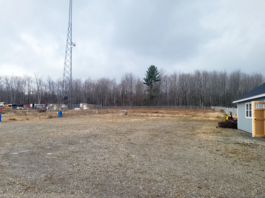 8408 Mayfield Equip yard