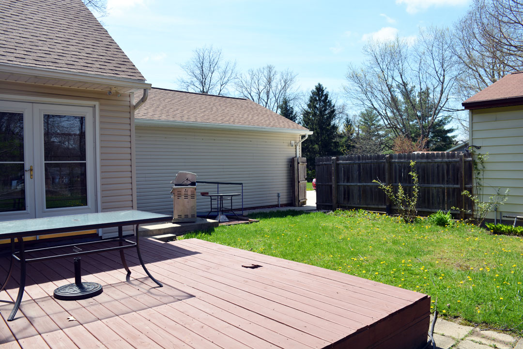 Rear deck