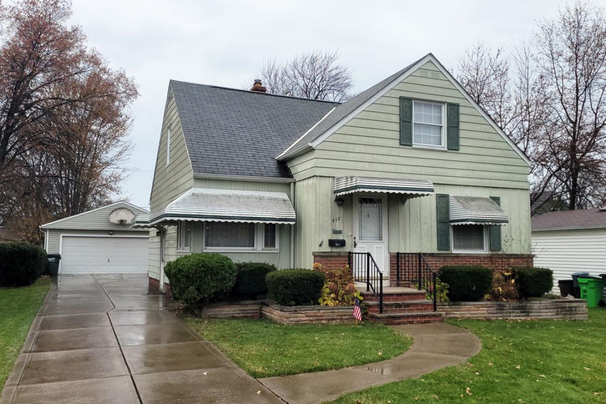 412 E 314th St front