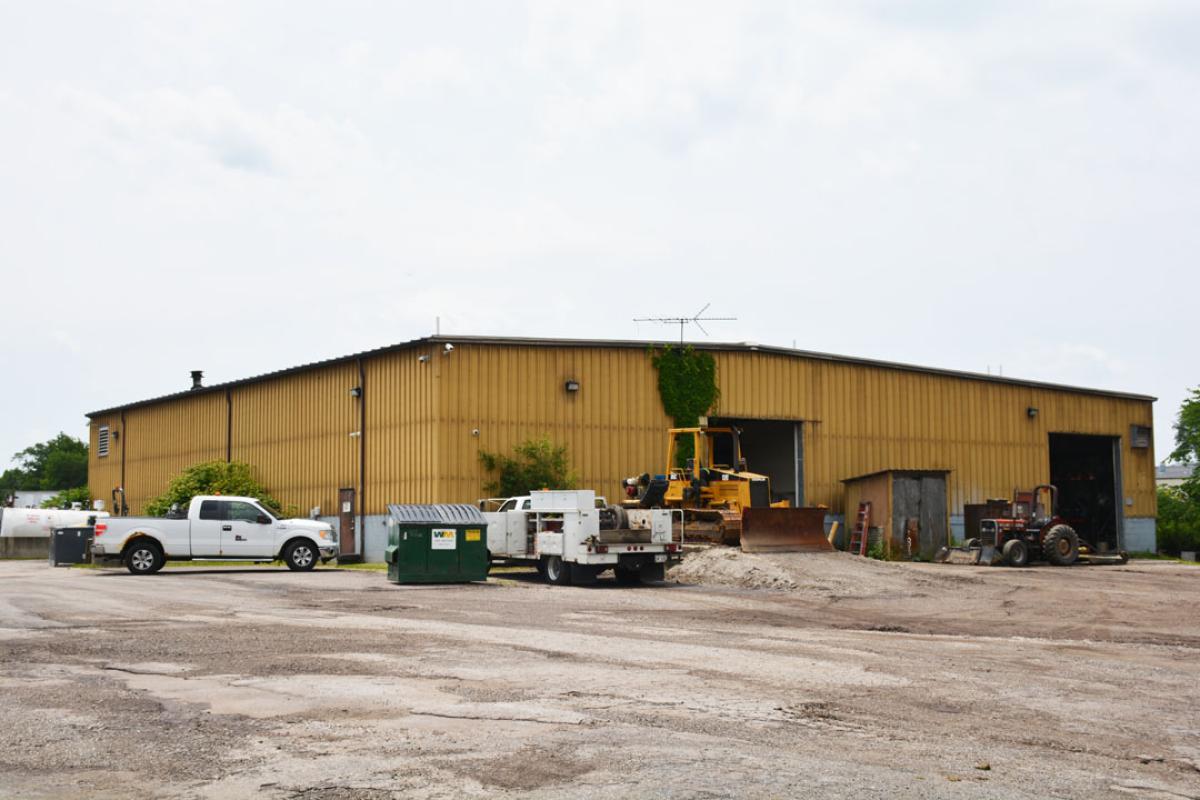 11330 Kinsman warehouse
